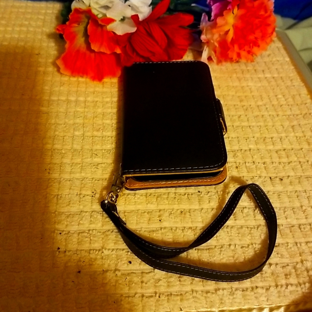 PHONE CASE